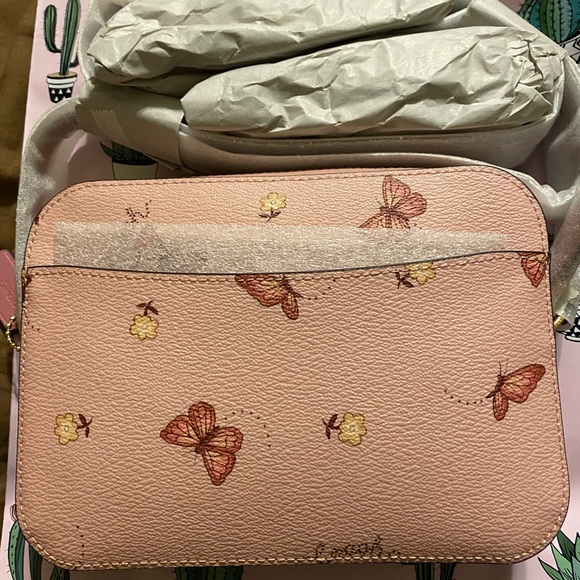 🦋🦋COACH mini camera bag with butterfly print🦋🦋 - Picture 6 of 8